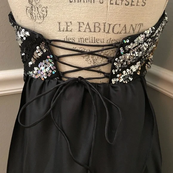 NEW COLORS SZ 4 BLACK SATIN SILVER GOLD SEQUIN ONE SHOULDER DRESS WITH TRAIN - Picture 11 of 15